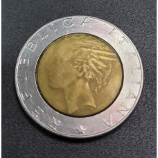 Moeda da Itália 500 liras 1989 bimetalica 