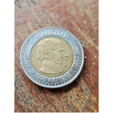Moeda do Uruguai 10 pesos José Artigas bimetalica 2000