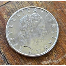 Moeda da Itália 50 liras 1981 