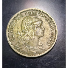 Moeda de Portugal 50 centavos 1967 