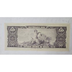 Cédula Brasil 50 cruzeiros C027 SFE leve dobra