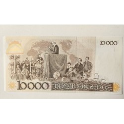 Oportunidade imperdível para colecionadores exigentes! Venda de uma raríssima cédula de 10.000 cruzeiros do Brasil (1985), em es