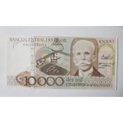 Adquira esta belíssima cédula de 10.000 Cruzeiros, período dos Cruzados Novos, com o busto de Rui Barbosa. Peça autêntica, em es