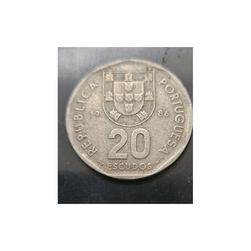Moeda de Portugal 20 escudos 1986