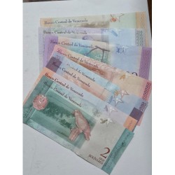 Lote 8 cédulas Venezuela 2018 de 2 a 500 bolivares FE