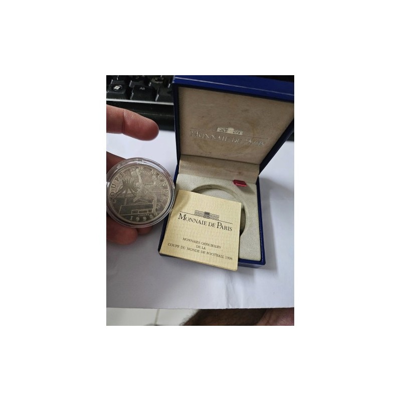 Moeda comemorativa prata  França 98 no estojo com certificado- Brasil