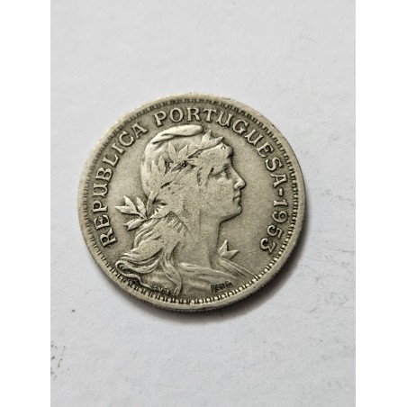 Moeda de Portugal 50 centavos 1953