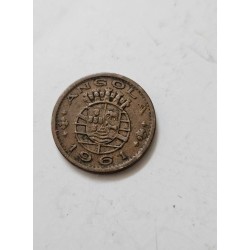 Venda de moeda rara de 50 centavos de Angola de 1961. Item de coleção com brasão colonial português, ideal para numismatas e col