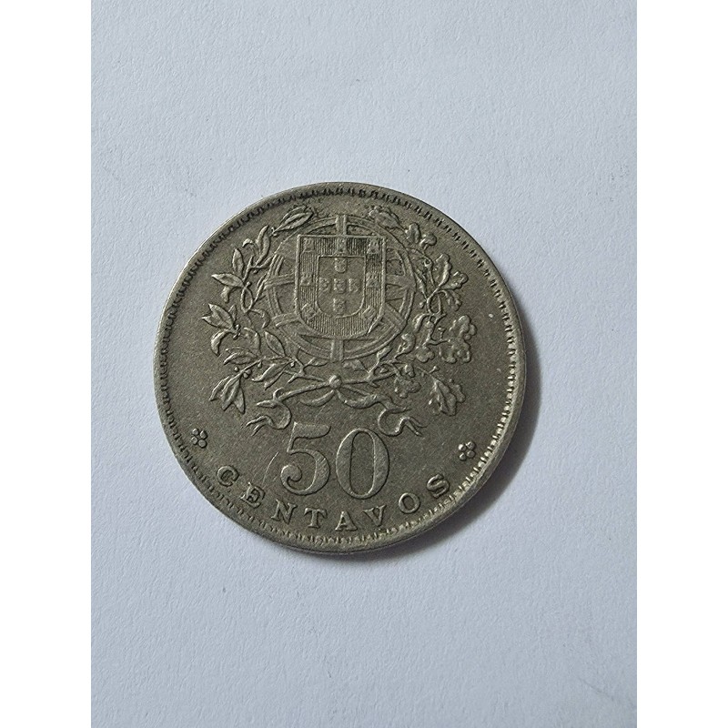 Moeda de Portugal 50 centavos 1968